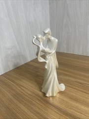 Wilton First Kiss Bride and Groom Wedding Cake Topper Figurine Pearlized White