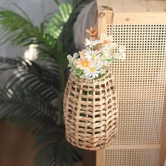 Wall Mounted Woven Straw Basket for Flowers Handheld Hanging Vase Decor