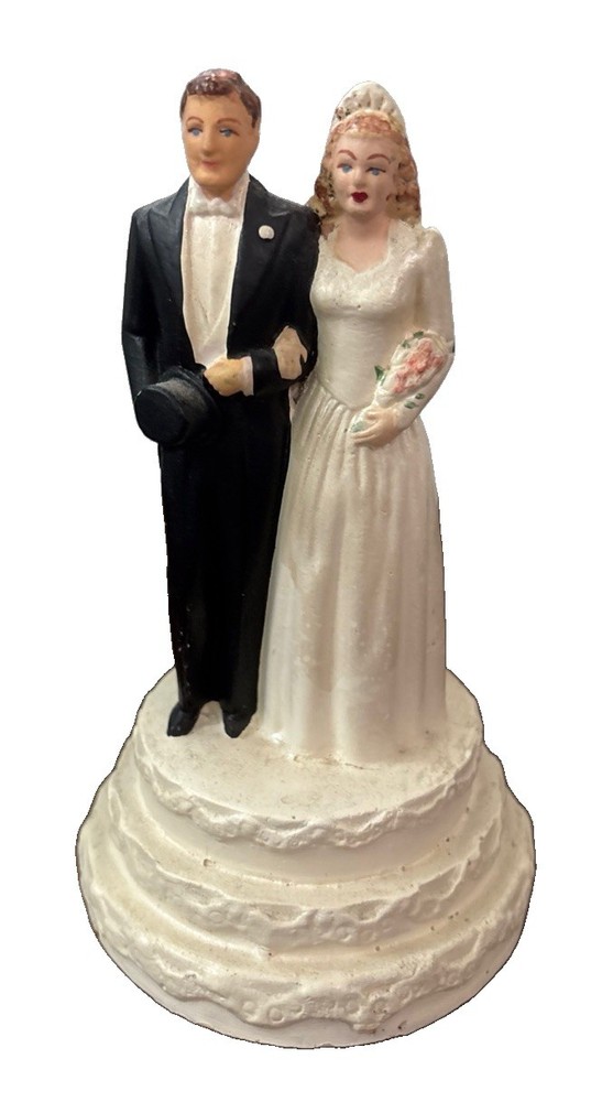 Vintage Chalkware Bride Groom Wedding Cake Topper Coast Novelty Mfg Co 1947
