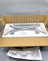 60cm Silver Round Wedding Cake Stand Metal Arch