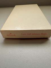 Vintage 1972 Hallmark Flower Girl Photo Album Holds 72 3.5in X 3.5in Photos