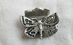 4 BUTTERFLY PEWTER VTG 1975 METZKE SINGLE BUSINESS CARD DESK TABLE STAND DISPLAY