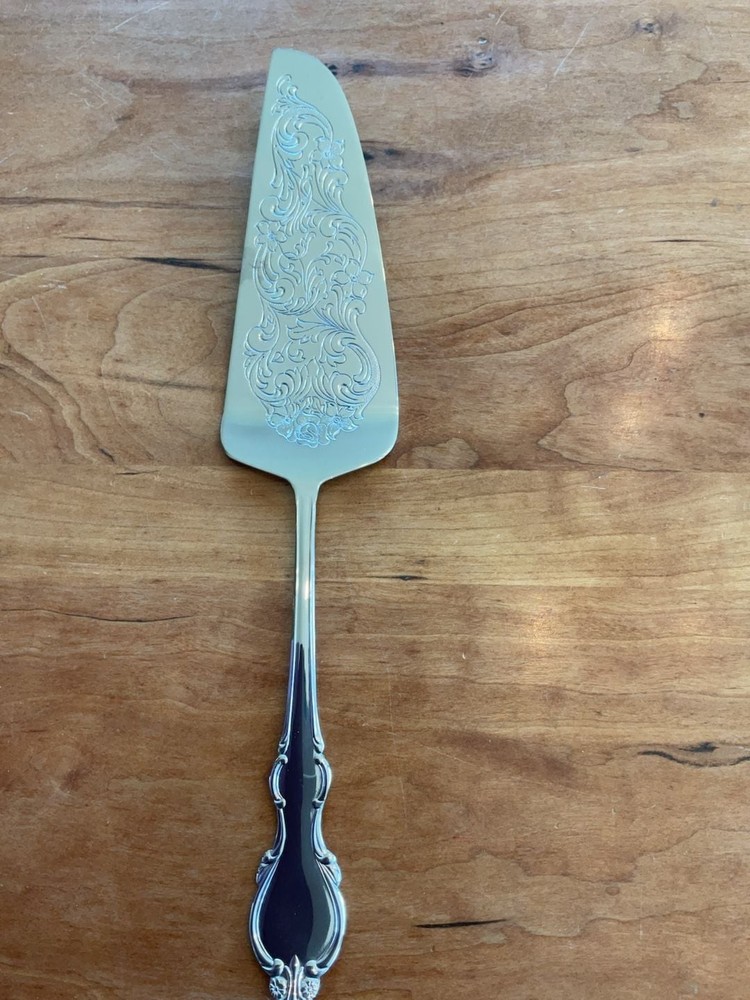 Leonard Silver Stainless Steel Floral Engraved Cake Server