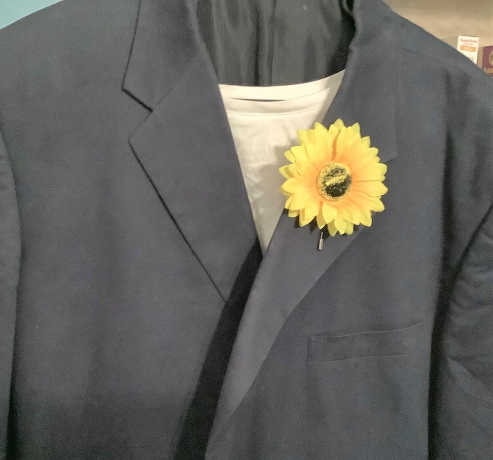 set of 2 sunflower stick pin boutonnières