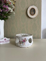 Royal Albert Moss Rose Teapot Warmer – Bone China, Floral Porcelain, English Vin