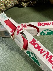 Vintage Bow Magic Pull Ribbon Bows 4″ Lot of 2 Boxes That’s A Wrap Cincinnati