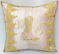 NEW! Quinceanera Kneeling pillow Blush with cowboy boot -cojin para quinceanera