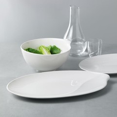 Villeroy & Boch Villeroy Boch Flow Oval Platter 14 In Premium Porcelain White