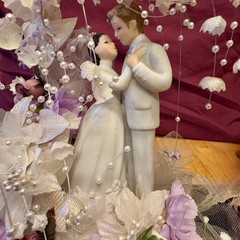 (3pc Set) VTG Y2K Wedding Couple Cake Topper+ Bride & Groom Flutes Porcelain