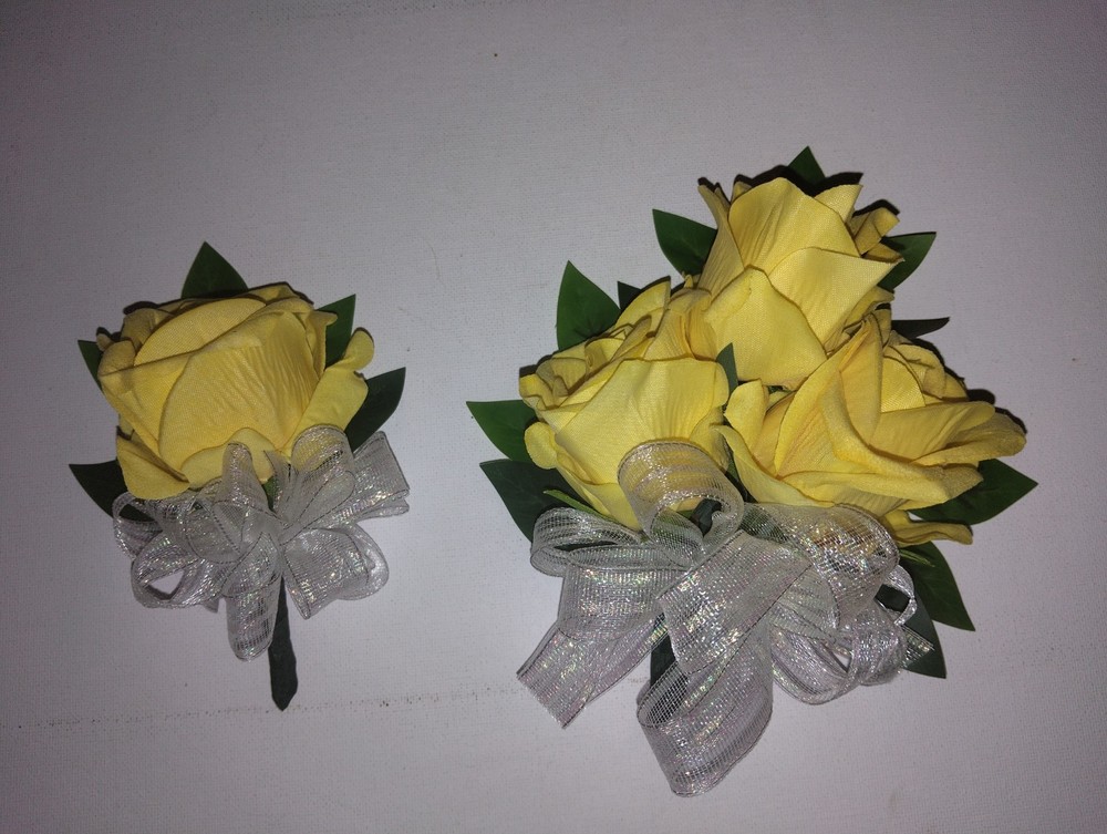 Hand Made pin on Corsage and boutonniere Set