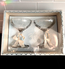 Vintage 1973 Treasure Masters «A Toast to the Bride & Groom» Wedding Champagne