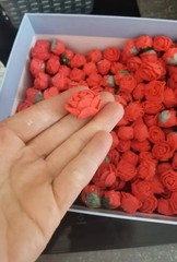 144Pcs Mini PE Foam Rose Heads Red Lace Flowers DIY Wedding Home Decor 2cm