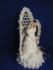New Vintage Elegant Chapel Window Porcelain Bride & Groom Wedding caketop #392