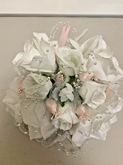 BOUQUET WHITE ROSE FLOWERS PINK ACCENTS WEDDDING BRIDE BRIDESMAID FLOWER GIRL