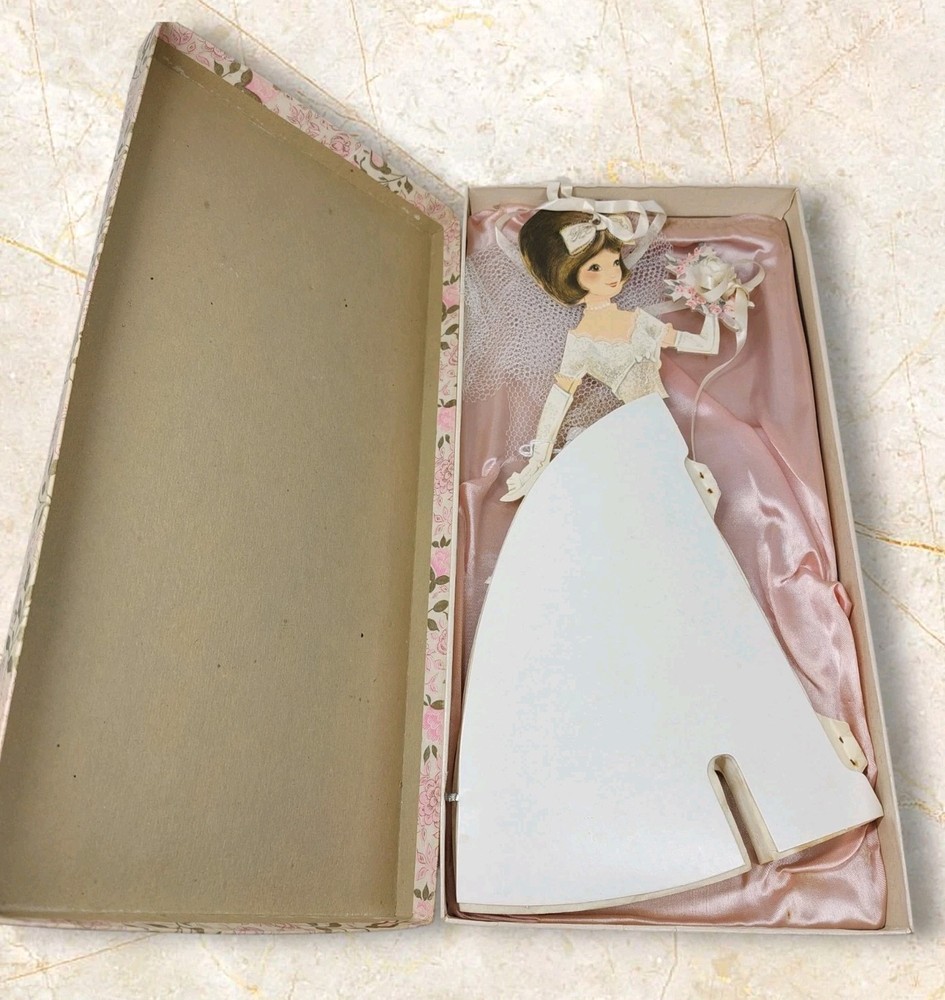 Vintage 1960’s Bride Wedding Decor Honeycomb Centerpiece w/ Box Bridal Shower