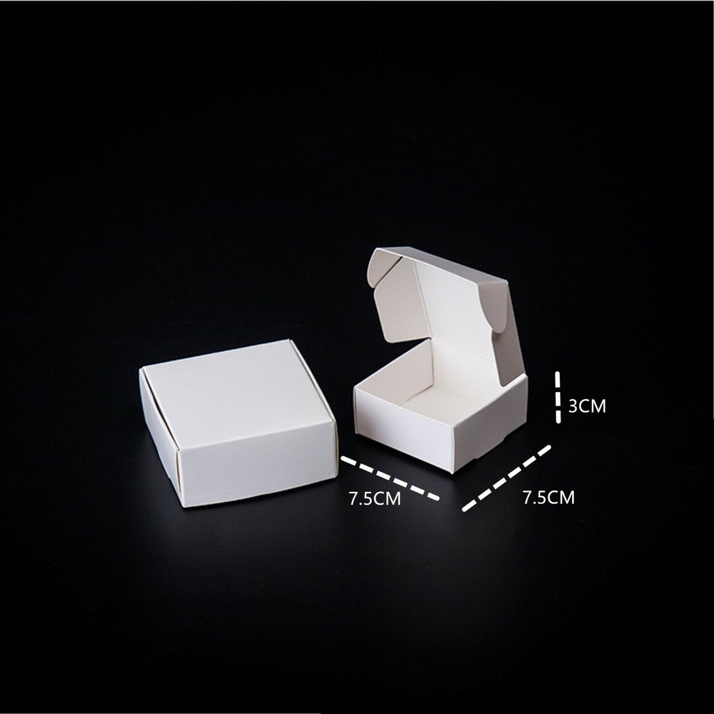 24xWhite Favour Boxes Birthday Wedding Bomboniere Party Favour Boxes 7.5×7.5x3cm