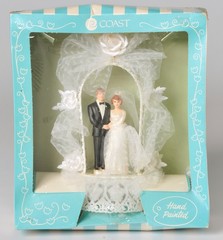 Vintage Coast Wedding Cake Topper Bride & Groom Hand Painted NEW in Box 60s READ
