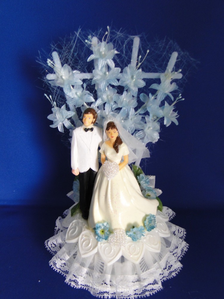 New Vintage Bride & Groom in white coat Wedding Caketop in Blue #267