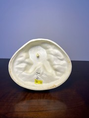 VINTAGE 1971 Wilton Bride & Groom Kissing On Tree Wedding Cake Topper Vase MCM