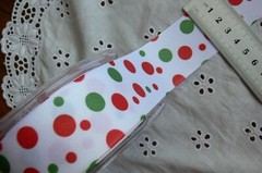 WHITE with RED & GREEN Random Spots Grosgrain 100% Poly 9Met 38mmW MayArts BRD1