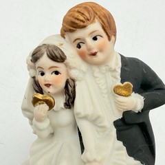 Lefton Porcelain Bride and Groom Wedding Cake Topper Figurine Romantic