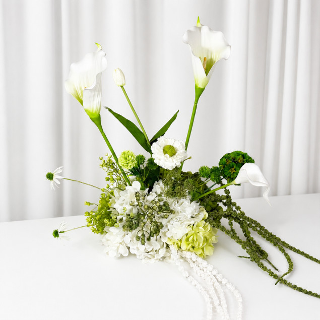 White Green Faux Floral Centerpiece Wedding Table Runner Arrangement Decor