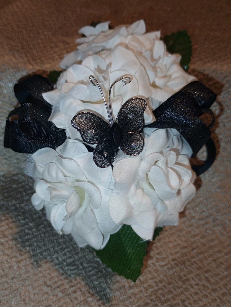 NEW 5″ Artificial White Rose Wrist Corsage W/Black Butterfly Black Sparkly Bow