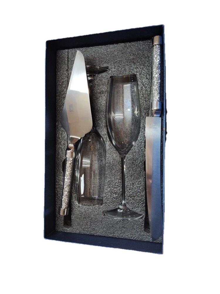 Wedding/Anniversary Champagne Flutes And Cake Server New