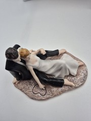 Weddingstar Romantic Couple Lounging On Beach Hand Painted Porcelain Cake Topper