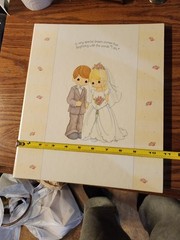 Vintage Precious Moments Wedding Album Hallmark Stories w/8 Sealed Pages 2001