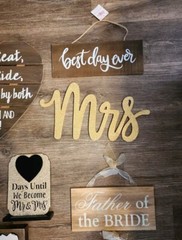 18 Farmhouse Chic Rustic Wedding Decor Wooden Signs