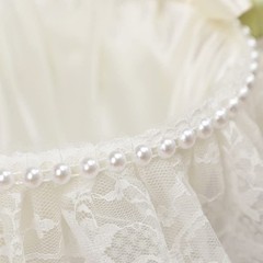 2 PCS White Wedding Flower Girl Baskets Cute Handle Wedding Decoration