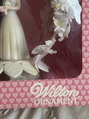 Vintage 1950’s Wilton Wedding Ornament Bride Groom Floral Arch Original Box Rare