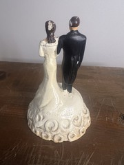 Vintage 1948 Coast Novelty Bride & Groom Wedding CAKE TOPPER Chalkware (chippy)