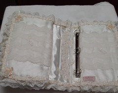 White Lace Satin Cloth Beaded Padded Wedding Photo Album Handmade VTG 15/10