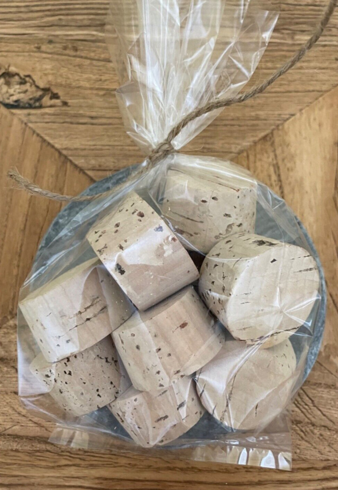 CORKS – Top Diameter 1.5” Bottom Diameter 1.25” Length 1” Bag of 10