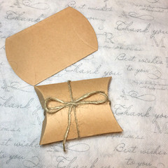 50 Kraft Pillow Box / Small Brown Kraft Pillow Box W Jute Twine Bx-242