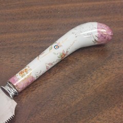 Sheffield England Gentry Stainless Steel Porcelain Serving Utensil Serrated Cake