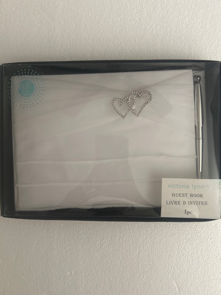 Victoria Lynn Wedding Guest Book with pen NEW!