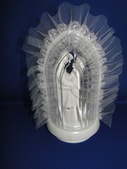 New Wilton «Devotion» Wedding Cake Top, white porcelain couple 117-425