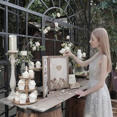 Antique White & Brown Guest Book Frame for Weddings – 80 Wooden Hearts Inside