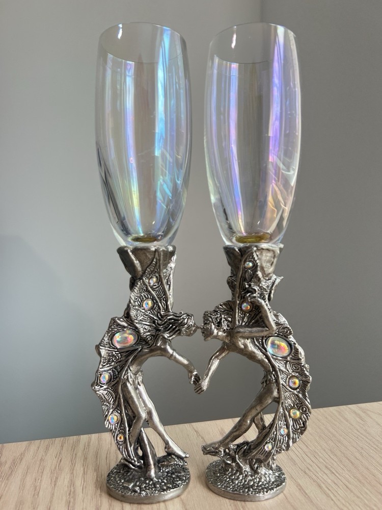 Pewter Heart Kissing Fairies – Champagne Flutes