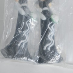 Wilton set of 2 bridesmaids cake toppers or figurines 1991 Vintage black & White