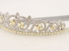 Used-v.g. SWAN SWAROVSKI PRINCESS PEARLS TIARA 1503308 – Wedding – Bridal – Prom