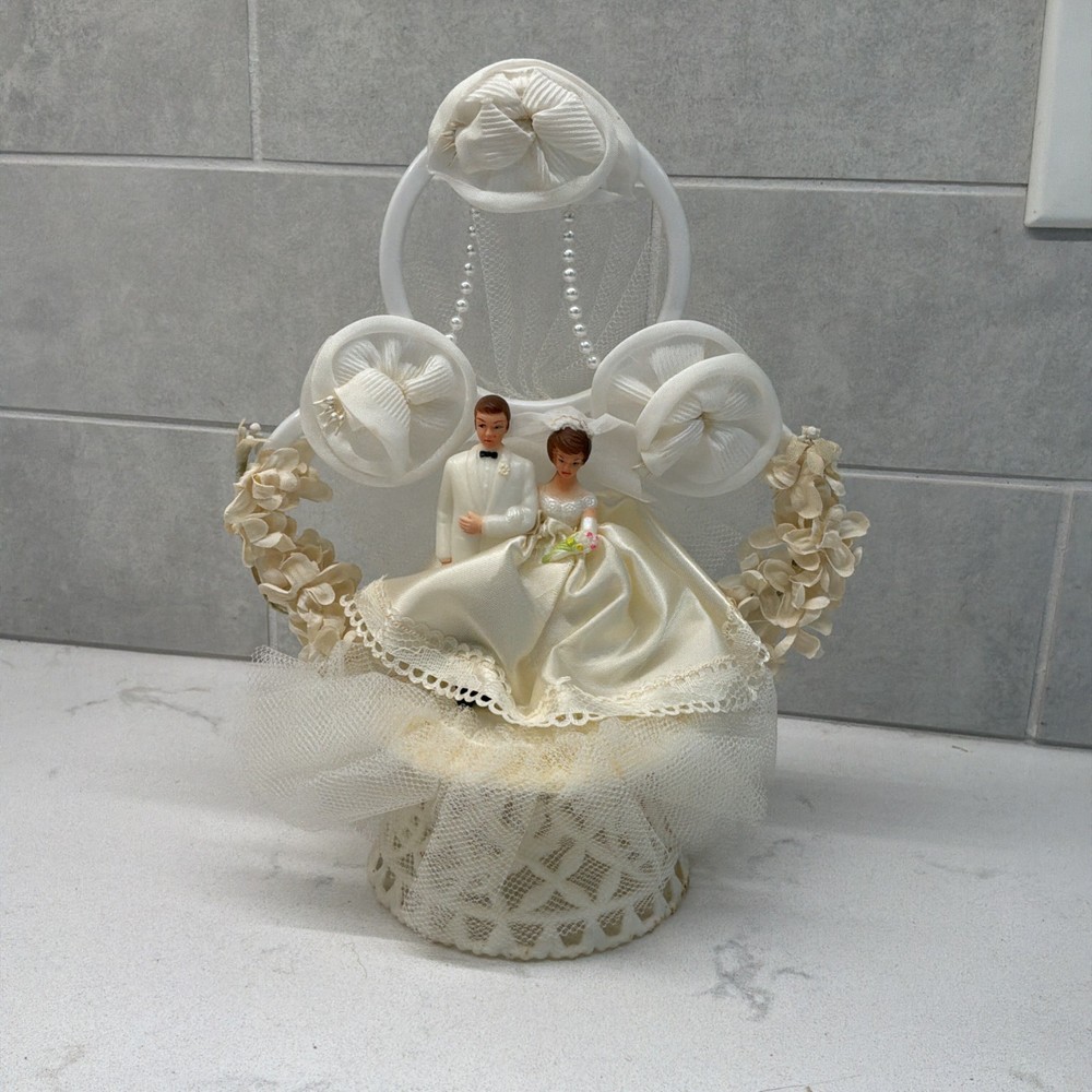 Vintage MCM Wedding Cake Topper with Bride & Groom, Flowers, Lace Ivory