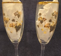 Rawcliffe Champagne Flutes with Pewter Grapes with Gold Vines/Leaves
