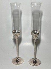Vera Wang Love Knots Wedgwood Toasting Champagne Flutes Silver Love Knots Bows