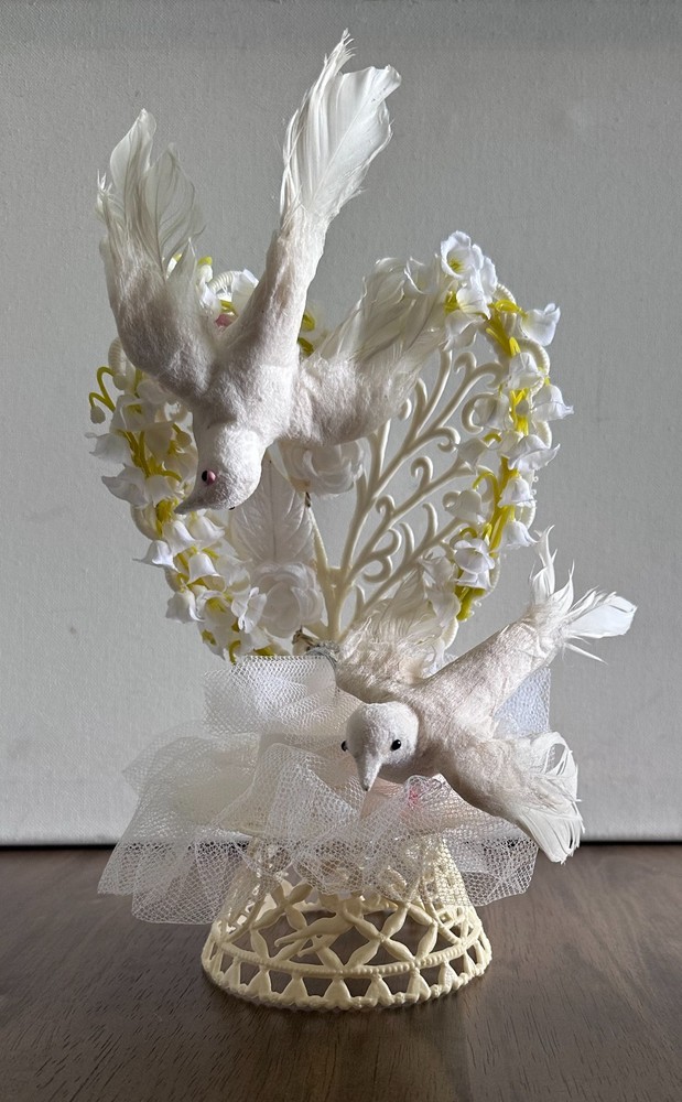 Vintage White Doves Heart Tulle Flowers Wedding Rings Cake Topper 11”