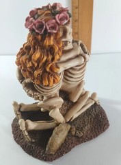 Love Never Dies Summit Collection Skulls Wedding Cake Topper ’97 WUI
