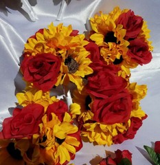 17 Piece Wedding Bouquet Set, Red Roses, Yellow Sunflowers, Bouquet Package